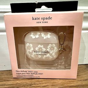 Kate Spade gen3 AirPods case